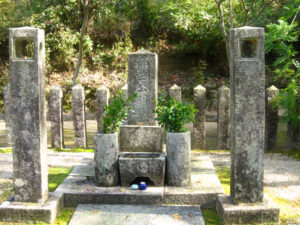 福田公明(侠平)の墓